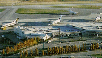 Fjördstovien Dreifalt-Flughafen